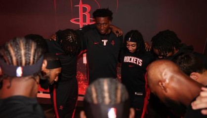 体育平台-卡佩拉23+13伊森20+8 火箭大胜灰熊